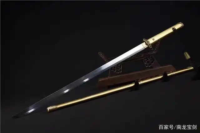 唐刀,手工锻造花纹钢斧刃研磨,铜装铜鞘