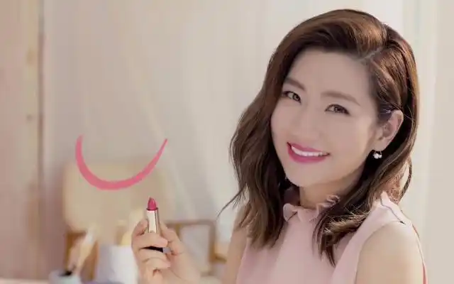 selina自爆恋爱细节男友表白说姐姐我喜欢你