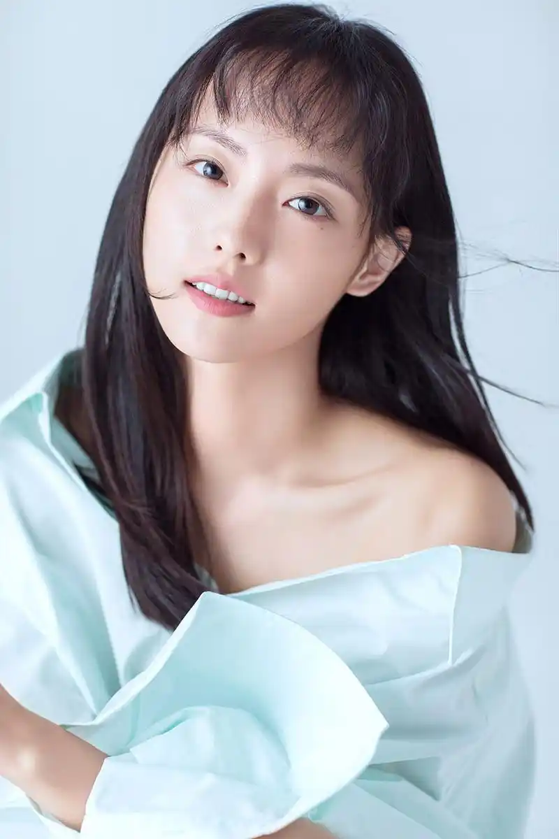 张嘉倪清新脱俗优雅写真高清图片15