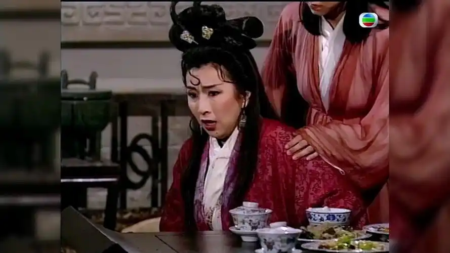 西游记 悟空钻进了铁扇公主的肚子