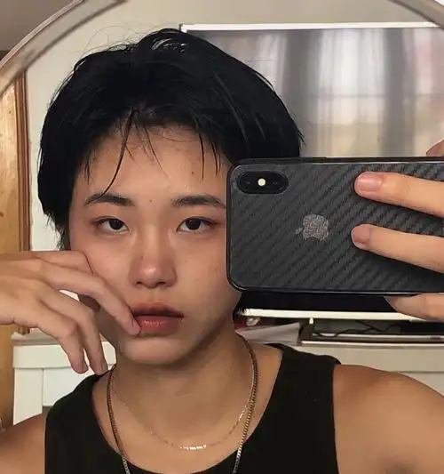 女生能剪哪些很有少年感的酷酷的短发