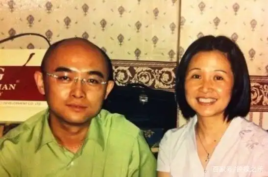 大器晚成的孟非,妻子首次亮相,女儿颜值颇高,郭德纲替儿子做媒