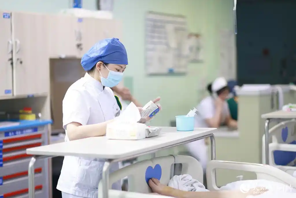 90后急诊科护士的工作日常14