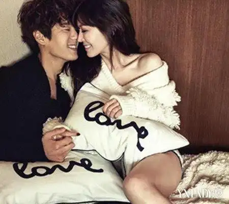 《我结》金素妍郭时旸写真 亲密情侣画报再虐狗