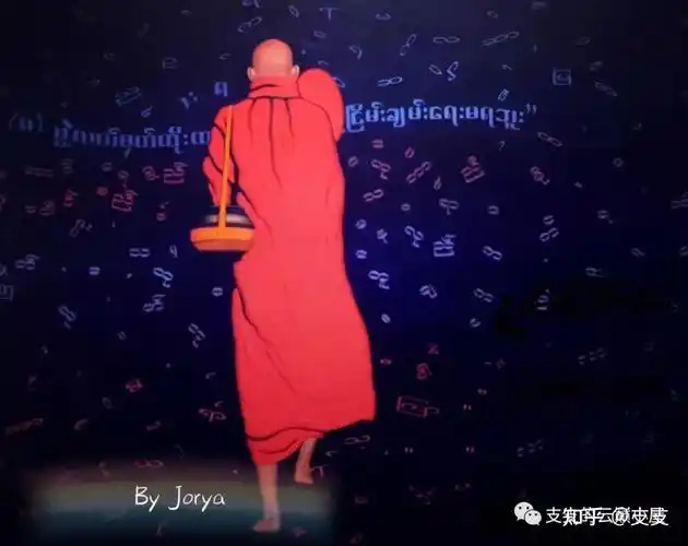 缅甸佛陀的背影