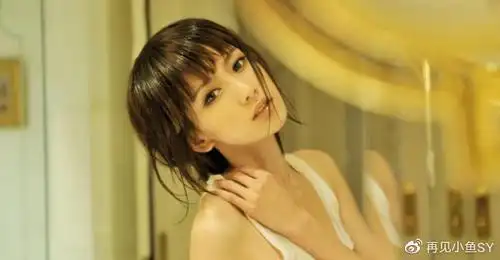 之后王秋紫因为向佐和郭碧婷恋爱,还有向佐家人的态度,也算是对向佐