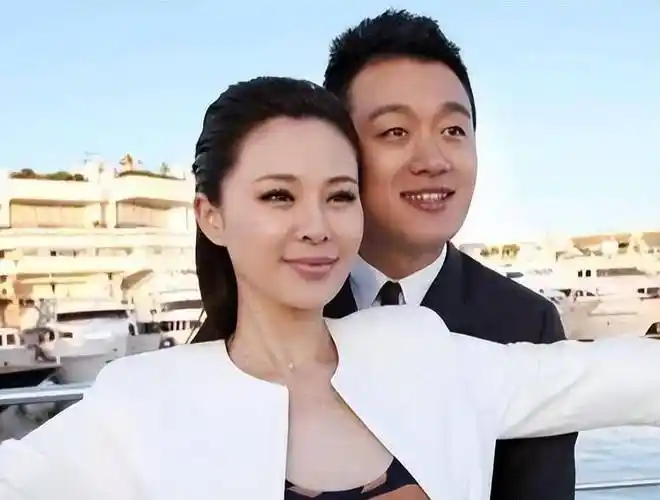 原创佟大为娶初恋关悦结婚15年恩爱如初如今妻子的嫌弃让我烦恼