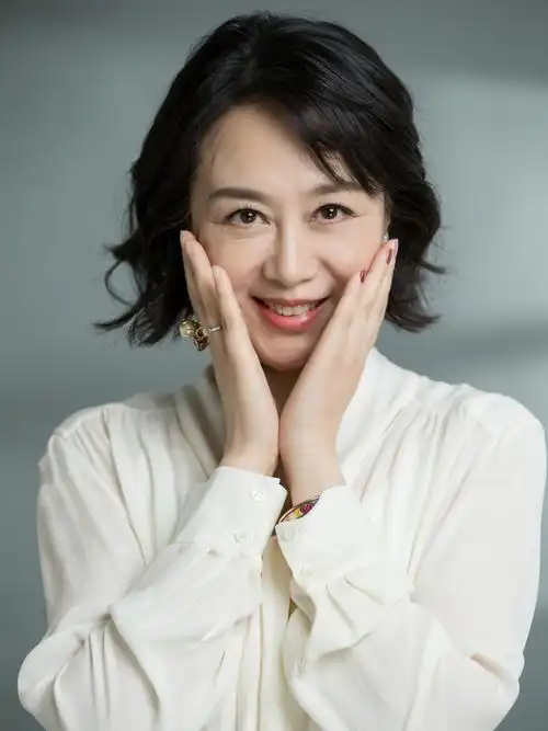 p>吴玉芳,1963年1月13日出生于上海市,中国内地女演员.