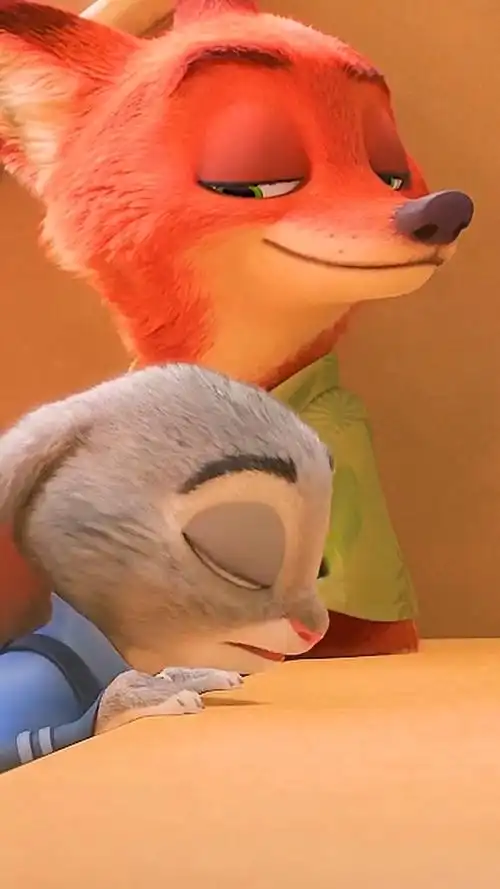 狐尼克每个眼神都充满着爱意