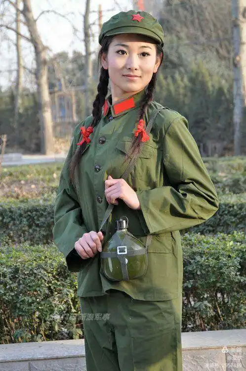 中国女军人风采《二》