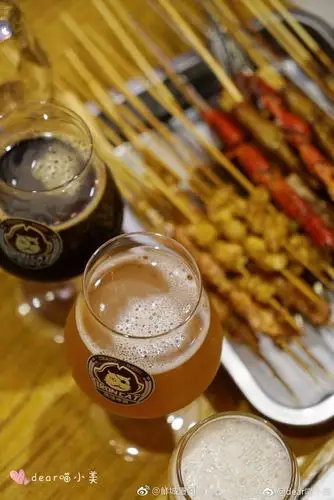 深巷|精酿啤酒馆 | 精酿配烧烤