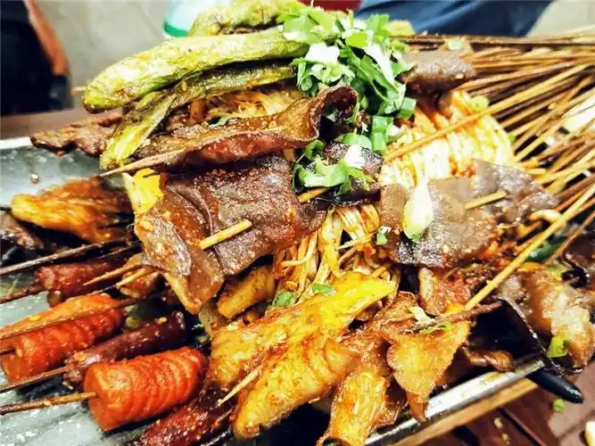 油炸小吃培训哪里学油炸小吃培训小吃培训不