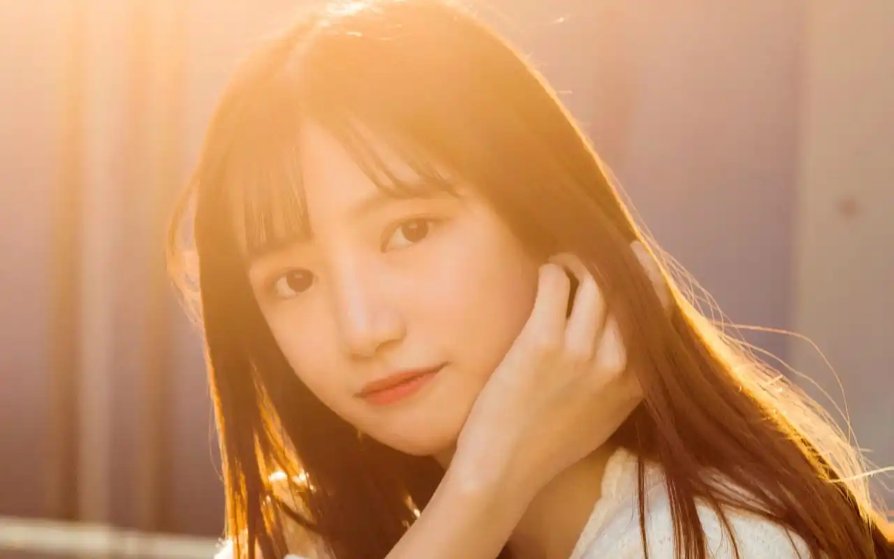 文艺美女逆光治愈系唯美写真图片桌面壁纸 (2/ 8) 2017-12-14 19:05