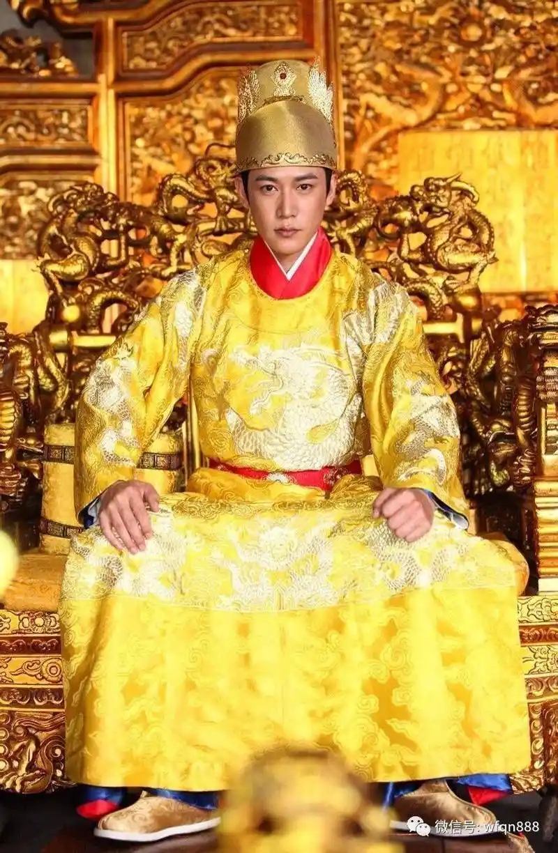 他有孔明之智 赵云之勇 关羽之忠 长寿99岁 可惜跟错了人