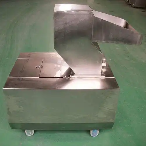 晟鸿定制新型全自动破骨机 食堂用碎骨机 大棒骨破骨设备