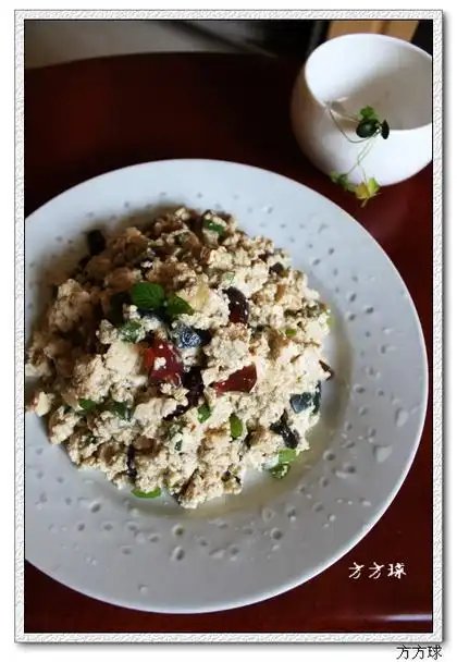 松花蛋拌豆腐怎么做