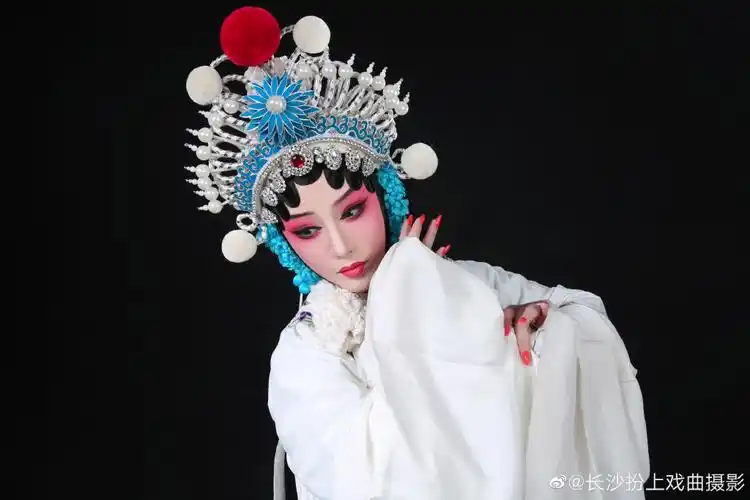 京剧旦角化妆京剧旦角人物影像这真是太漂亮了来自长沙京剧摄影