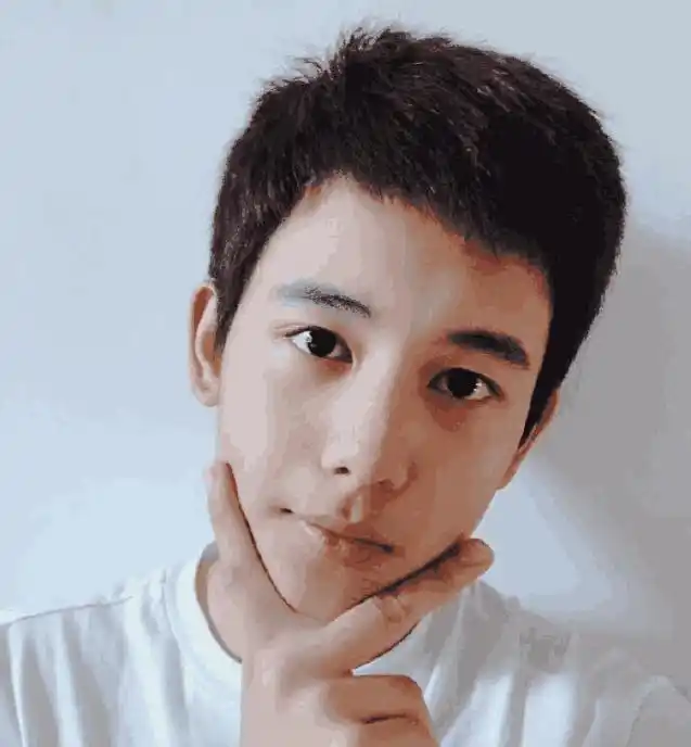 胡先煦剪了短发,女友也晒短发美照,发四个字暗戳戳撒狗粮!