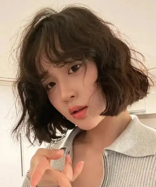 附近哪里烫发好  #短发烫发  #烫发  #显脸小发型  #好打理的烫