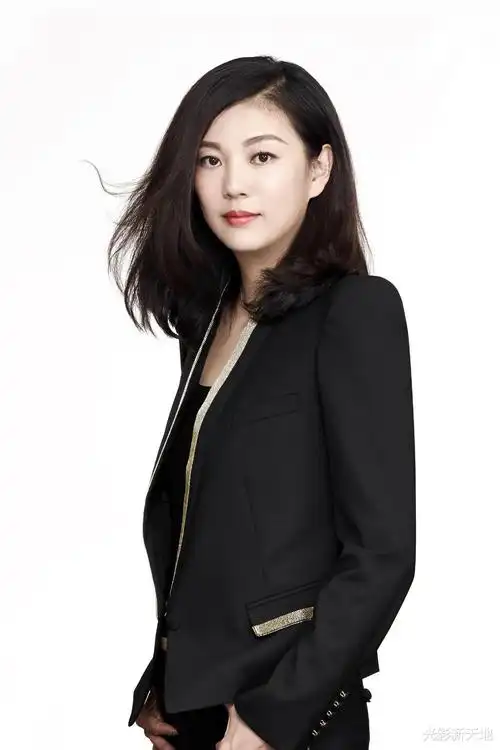 杨幂|杨幂与嘉行解约背后:合作15年资产暴涨250倍,事关50亿财富 _工作