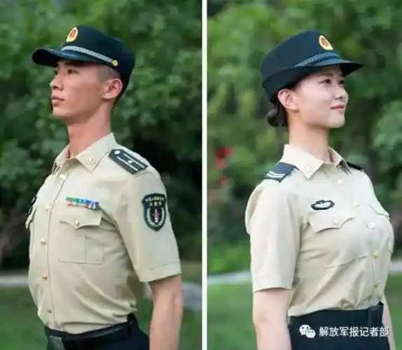 火箭军着新式夏常服帽展示图