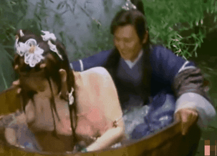 原创别硬演"撒娇",有人又柔又嗲赏心悦目,有人做作到我想动手