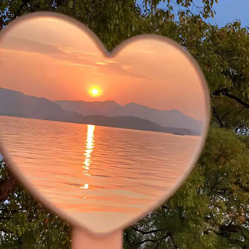 抖音个人主页背景图 - 抖音