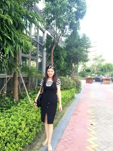 30岁离异女征婚照片(id:96097402)_广西南宁征婚交友_珍爱网