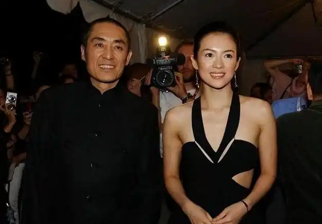 选角如选妃,女演员争着投怀送抱,"风流导演"张艺谋选妃记|巩俐|董洁