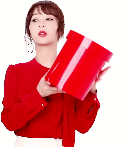 2020不可少的"西瓜红",时髦洋气抬气色,太适合日常通勤了