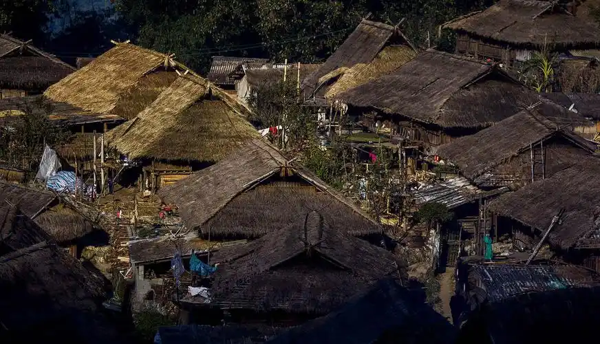 云南沧源翁丁:中国最后一个原始部落