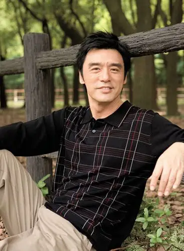 钟镇涛是什么星座,钟镇涛个人资料