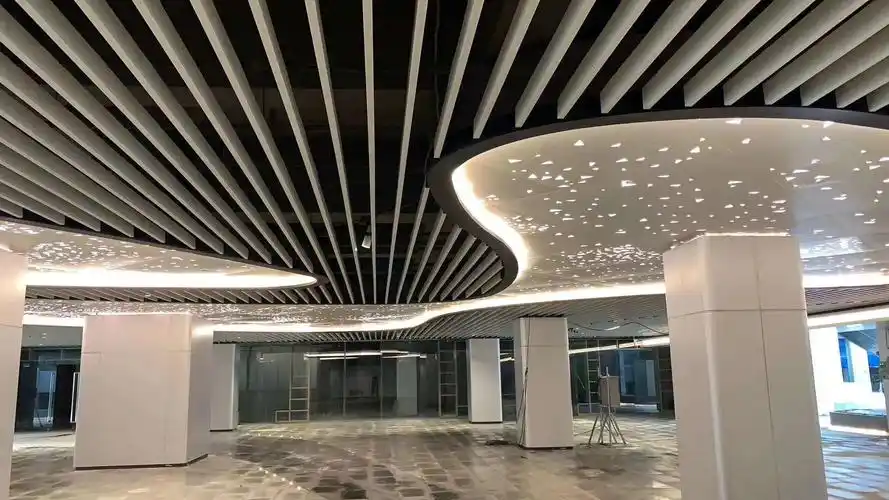 中润幕墙 商场地铁站吊顶材料 铝方管铝方通定制