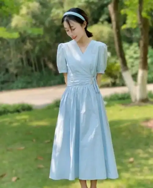 夏天穿裙子,搭配哪种鞋子更好看?