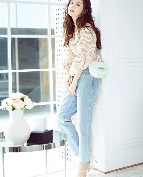 顶着武大校花头衔,27岁的吴倩无论角色大小,都尽最大可能呈现