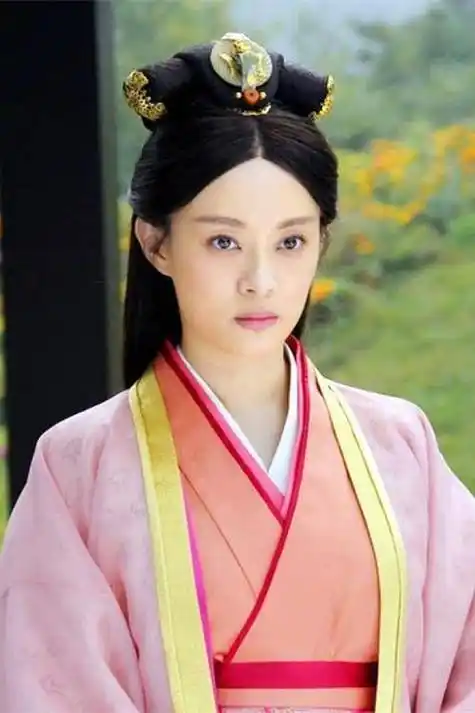 不仅仅成就了这部剧也成就了她自己,在这部剧刚刚结束之后孙俪就迎来