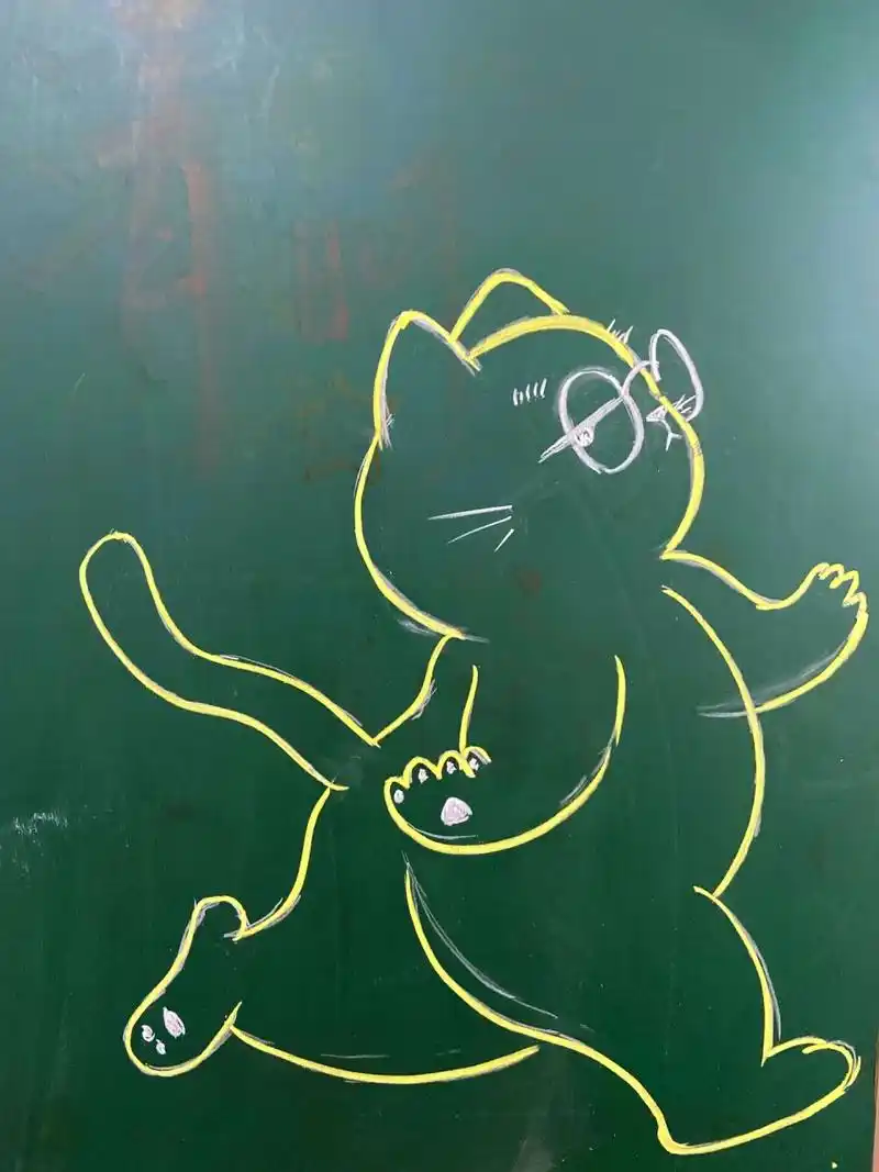 黑板报|粉笔画61一只摆烂小猫咪