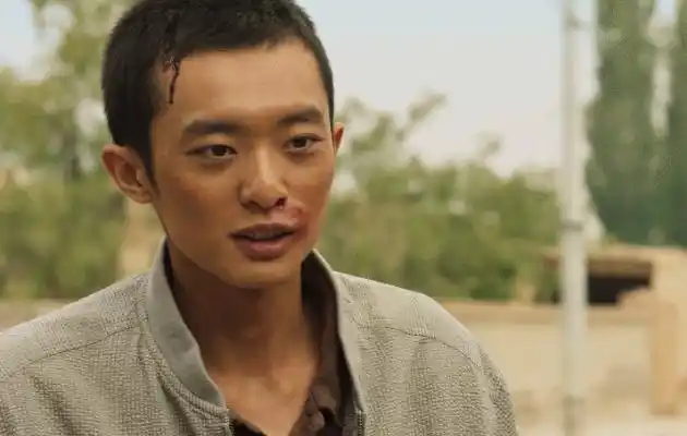 《山海情》马得宝,丁世俊相遇!"情敌相见分外眼红"?