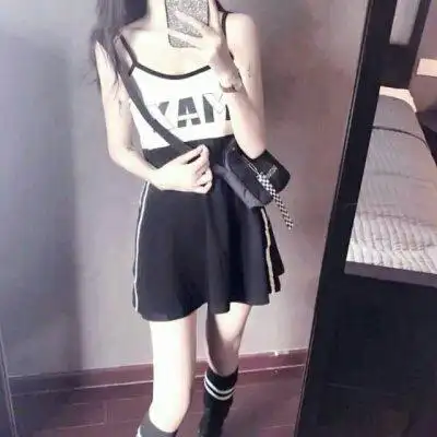 最流行的清纯少女下半身头像,女生头像图片-回车桌面