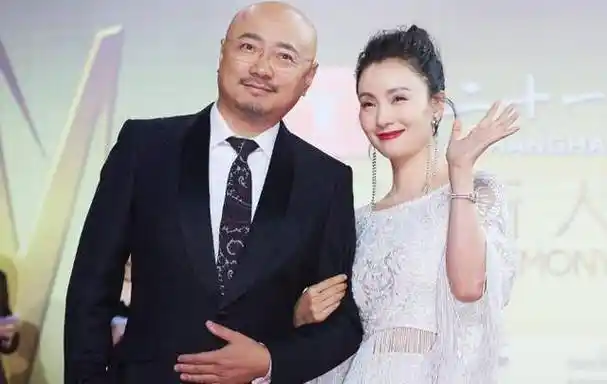 别再分不清陶虹和陶红了,一个成徐峥"贤内助",一个却鲜有绯闻_游泳