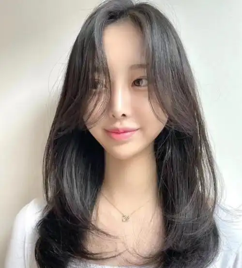 今年流行高层次披发造型 优雅迷人上班族必备_长发发型 - 美发站