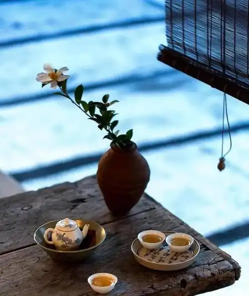 "一人,一茶,一心境"