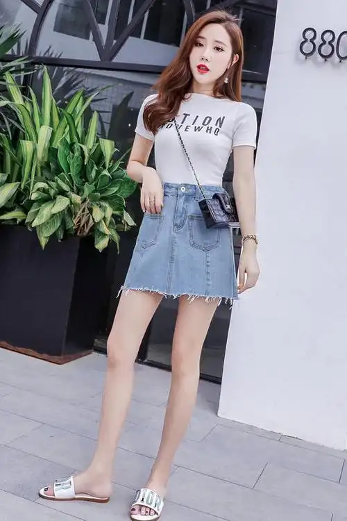 牛仔裙半身裙女夏ins超火的裙子高腰a字毛边包臀短裙