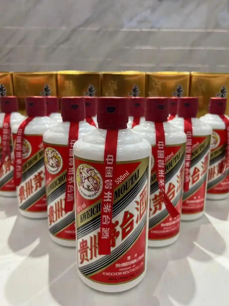 提醒男人:茅台之下,酒桌上这3款酒开瓶率最高,100%纯粮酿造,少喝一瓶