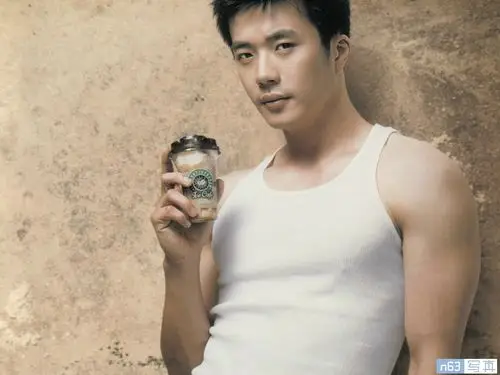 权相佑壁纸(多尺寸)图片-1024x768.138k.高清大图-明星写真馆n63.com