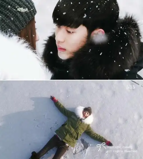 奏是去年最火的《来自星星的你》,整部剧讲述从外星来到朝鲜时代的小