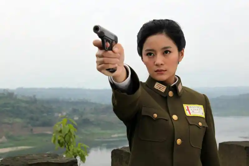 烟台女孩王媛可演谍战剧 这个女特务造型很美艳