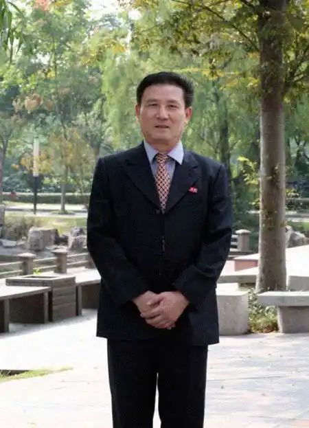 丁建国江大教授