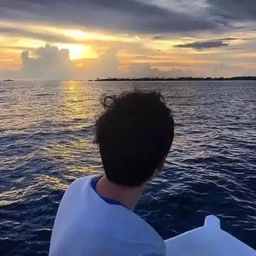 qq男生头像帅气冷酷,男生头像帅气冷酷霸气 动漫?