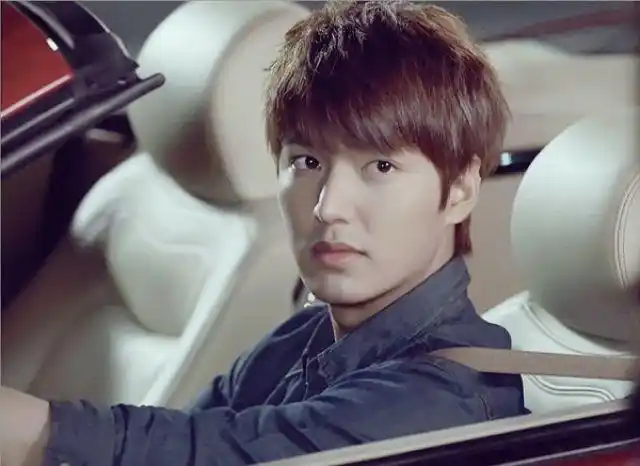 李敏镐挤下林志玲代言 金秀贤获韩最佳男演员